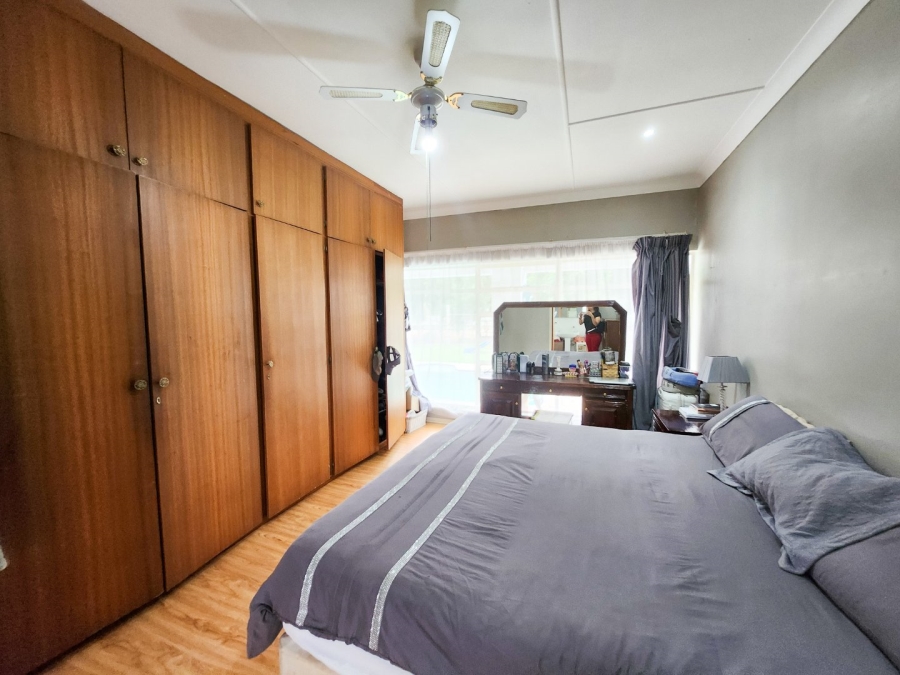 4 Bedroom Property for Sale in Flamwood North West